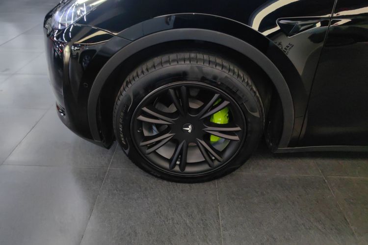 特斯拉 Model Y 2022款 改款 后轮驱动版车身外观6007