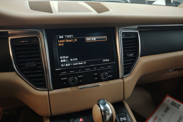 保时捷 2014款 Macan 2.0T局部细节16