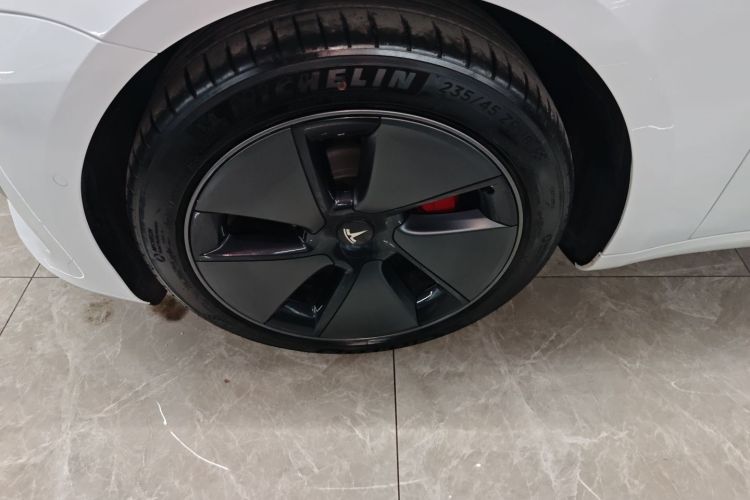 特斯拉 Model 3 2021款 改款 标准续航后驱升级版 3D1车身外观6007