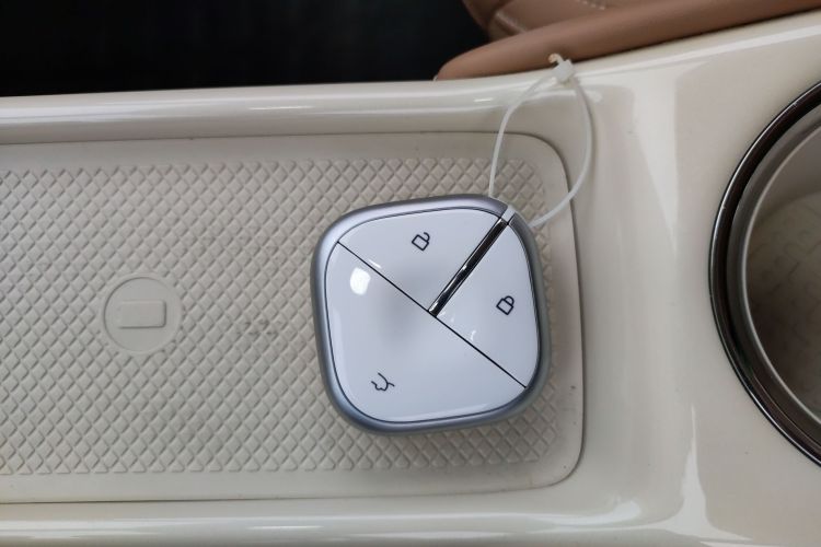 五菱汽车 五菱缤果 2025款 410km 灵犀尊享款中控内饰11