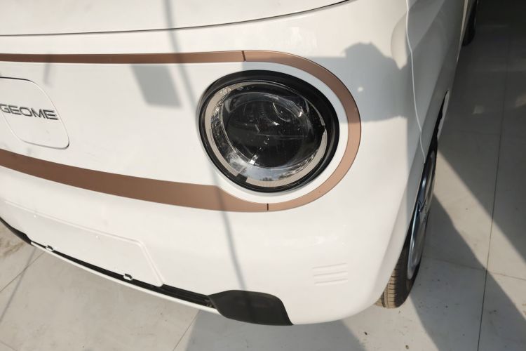 吉利银河 2024款 熊猫mini 200km 耐力熊局部细节36