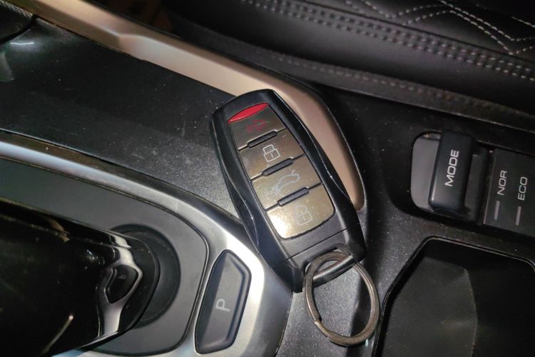 哈弗H6 2020款 1.5GDIT 自动铂金冠军版中控内饰7001