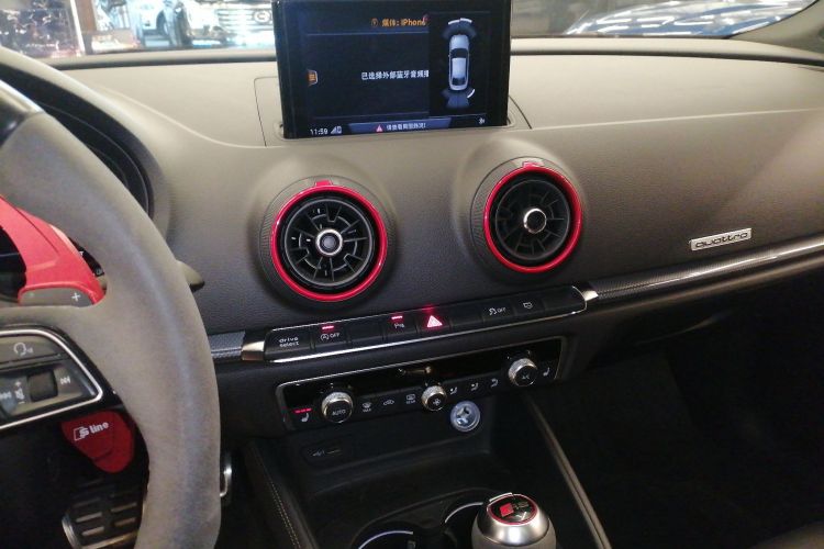 奥迪RS 3 2017款 RS 3 2.5T Limousine局部细节16