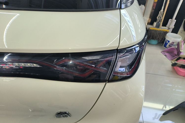 比亚迪 海豚 2023款 420km 时尚版车身外观9