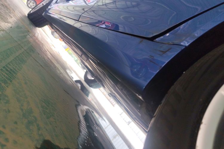 宝马3系GT 2020款 320i M运动套装机舱底盘30