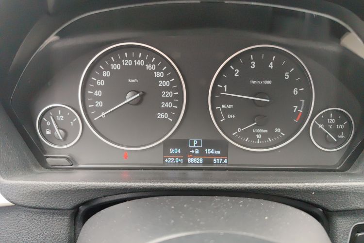 宝马3系 2016款 320Li 进取型局部细节14