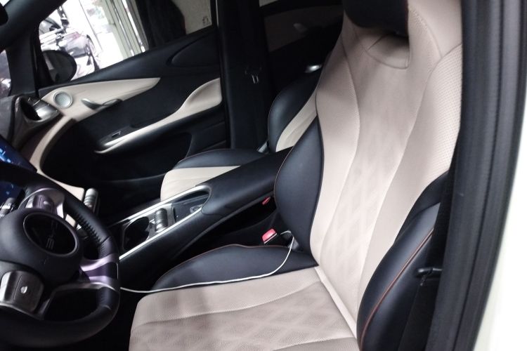 比亚迪 海豚 2023款 420km 时尚版中控内饰19