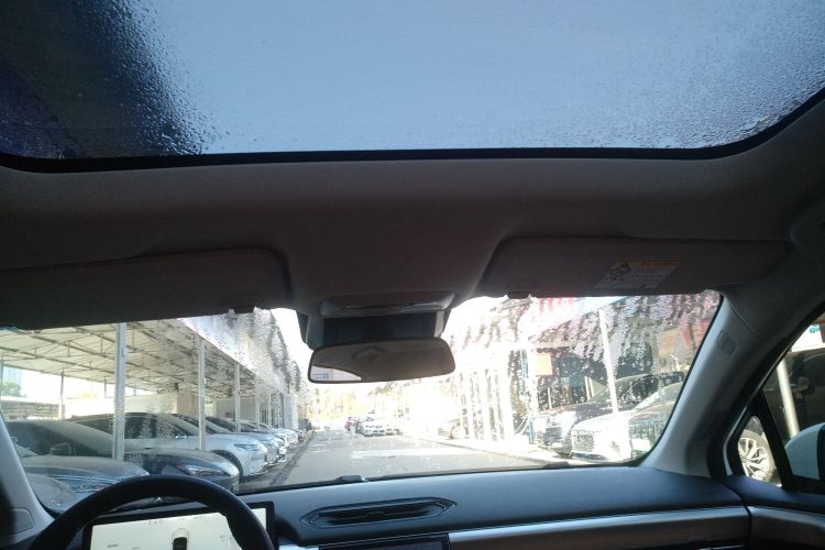 小鹏P5 2024款 500Plus版中控内饰22