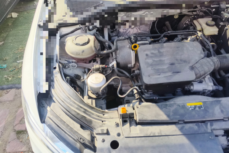 大众 朗逸 2023款 1.5L 自动五百万版机舱底盘25