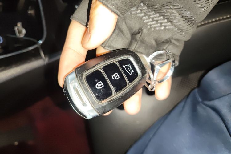 现代 胜达 2019款 380 TGDi DLX 自动两驱智尊版 国VI中控内饰11