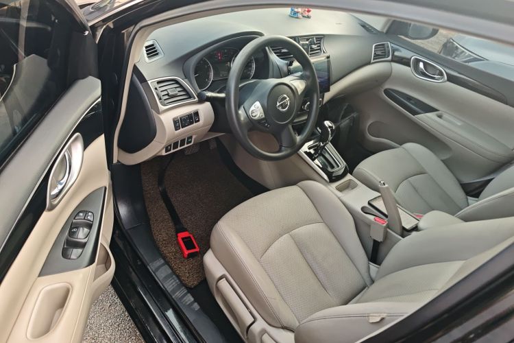 日产 轩逸 2016款 1.6XV CVT智享版中控内饰20