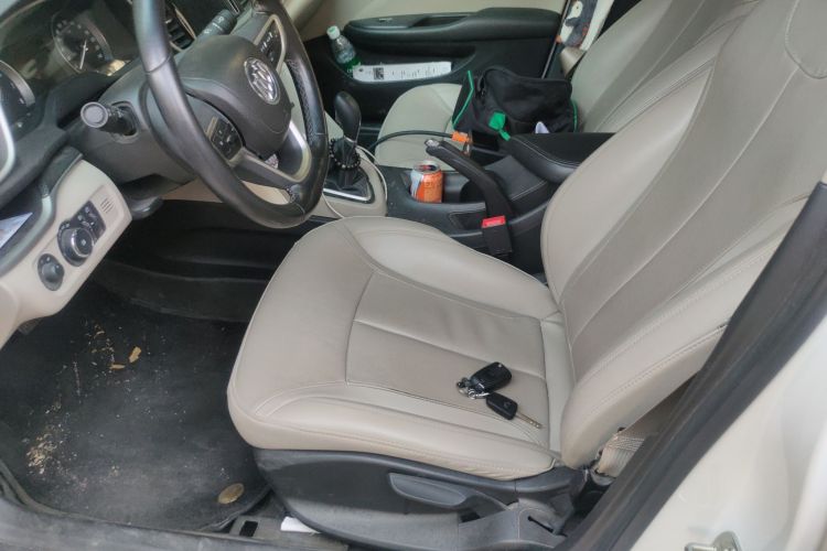 别克 英朗 2019款 15T 双离合互联精英型 国VI中控内饰19