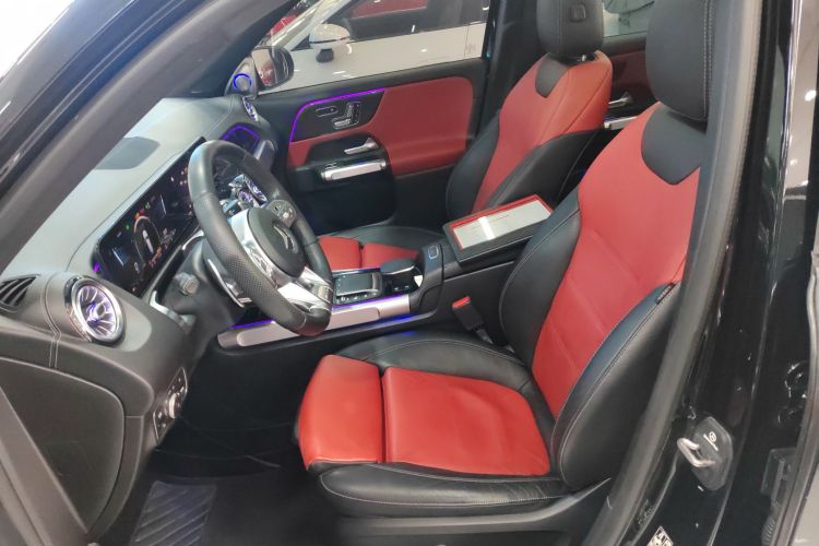 奔驰GLB AMG 2021款 AMG GLB 35 4MATIC中控内饰19