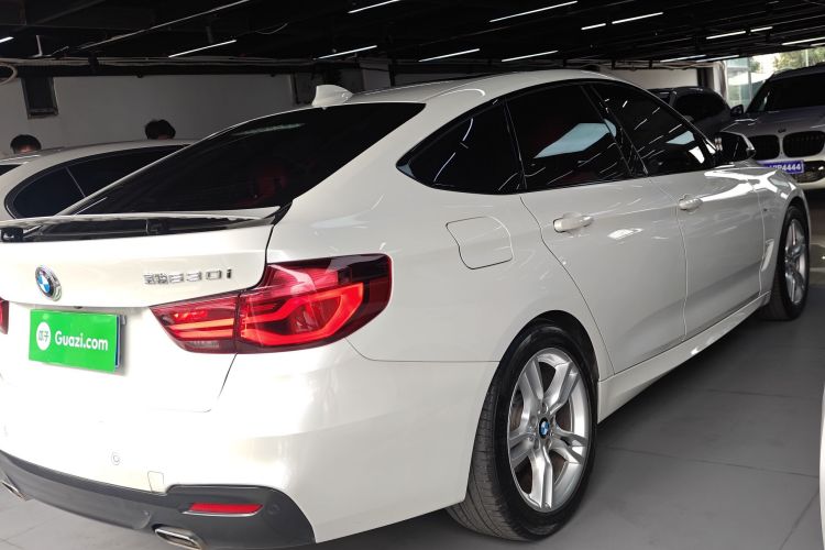 宝马3系GT 2019款 320i M运动套装车身外观6005