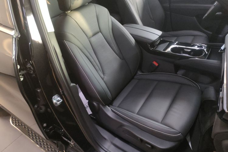 别克 2025款 昂科威Plus 28T 两驱白金版局部细节41