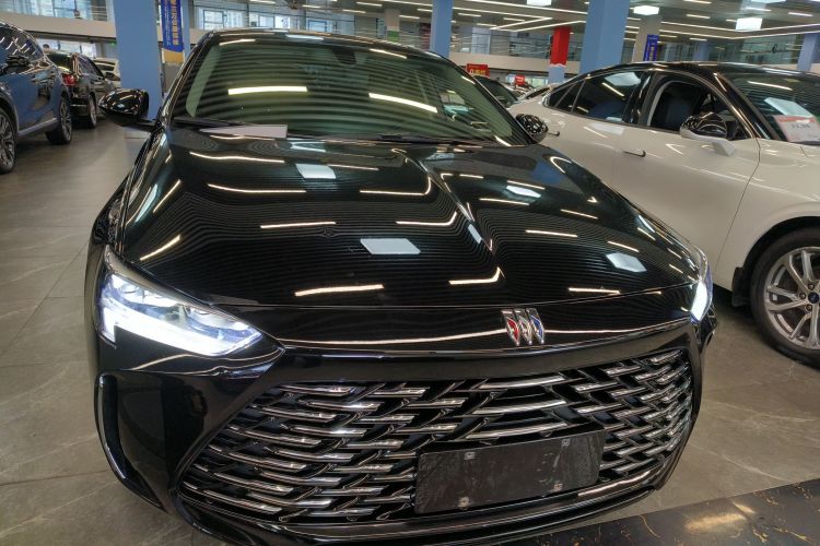 别克 君威 2024款 25T 超享版车身外观2