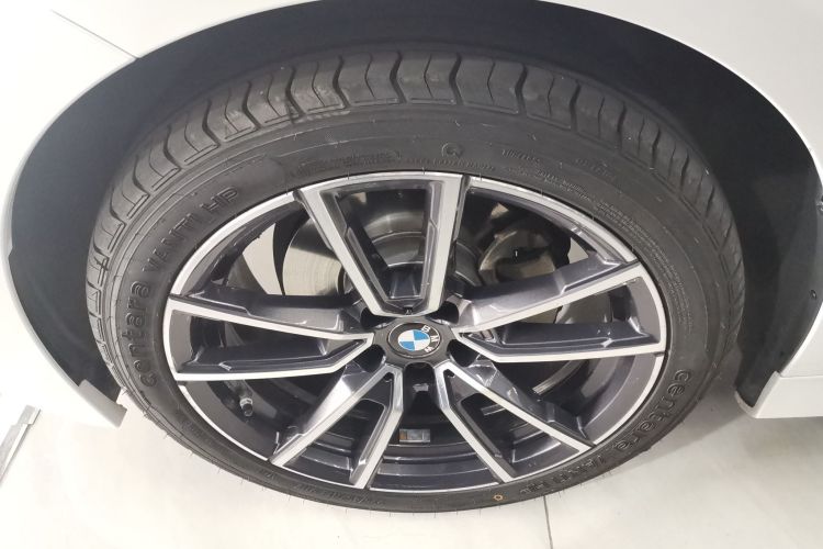 宝马3系 2023款 325Li xDrive M运动套装车身外观6007