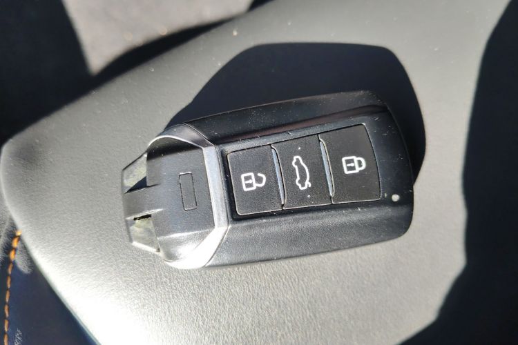 东风风神 奕炫 2023款 马赫版 1.5L 自动追风版中控内饰7001