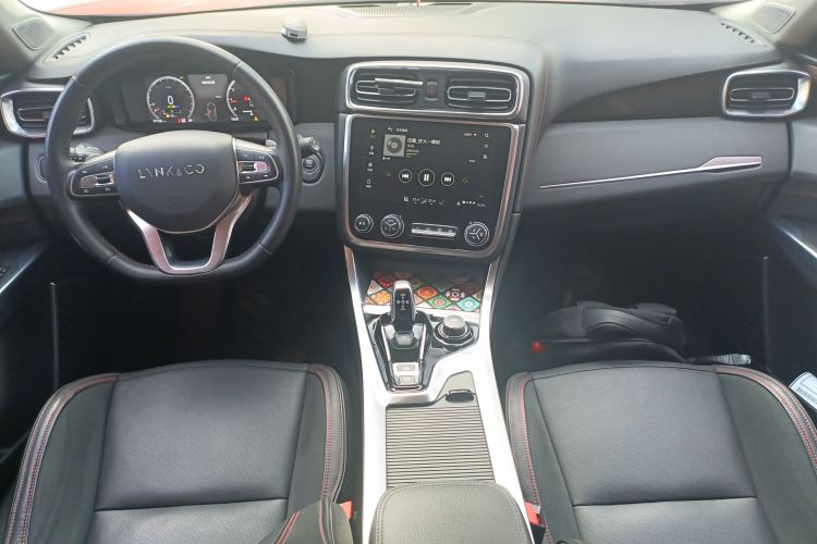 领克01 2017款 2.0T 四驱劲Pro版中控内饰12