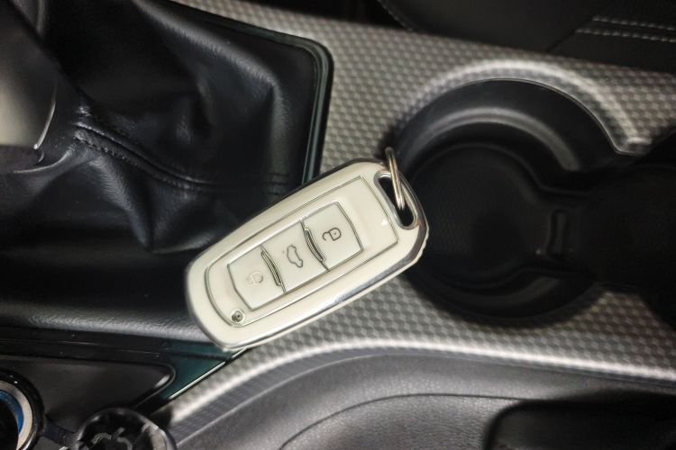 吉利汽车 帝豪GS 2016款 运动版 1.8L 手动领尚型中控内饰11