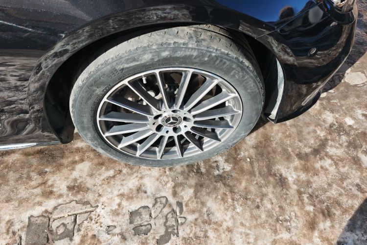 奔驰E级 2021款 改款 E 260 L车身外观10