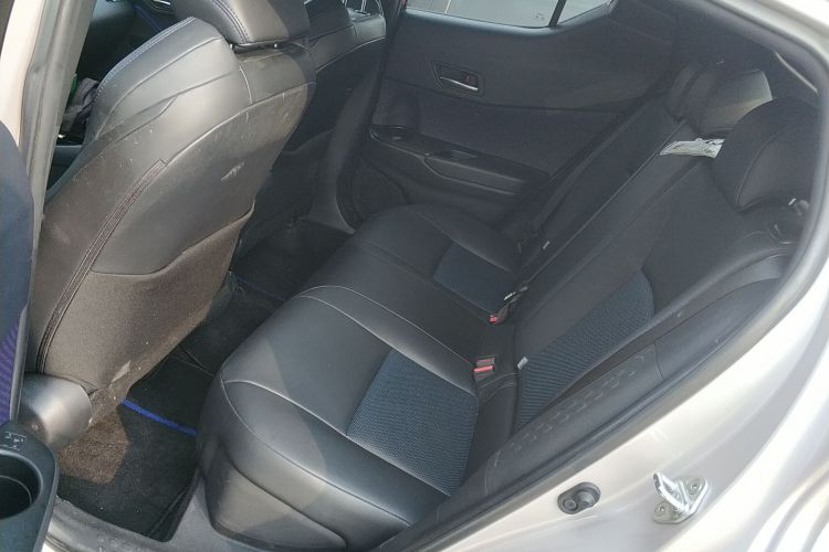 丰田C-HR 2020款 2.0L 领先版中控内饰7004