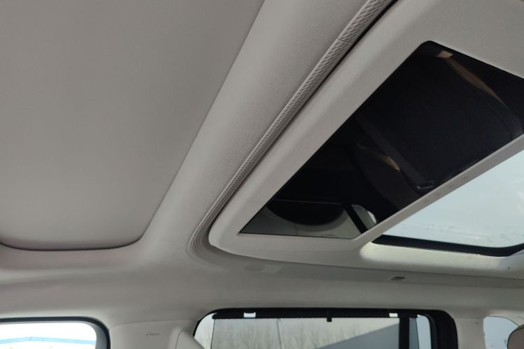 小鹏X9 2025款 740超长续航 Max中控内饰22