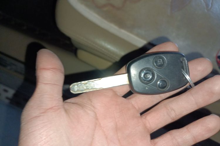 哈弗H6 2011款 绿静2.0T 手动两驱精英型中控内饰11