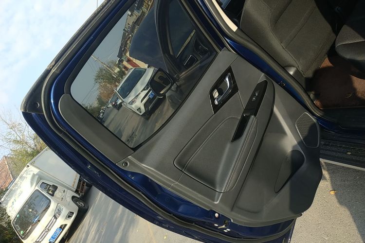 五十铃 铃拓 2020款 2.5T两驱手动领航版 国VI 加长版JE4D25Q6A中控内饰7008