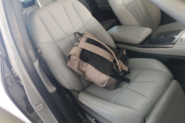 蔚来ES8 2022款 75kWh 七座版局部细节41