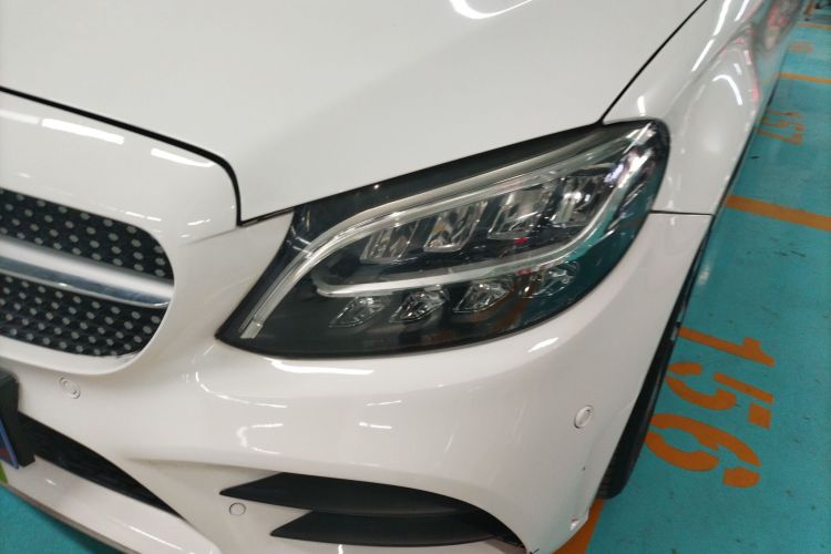 奔驰C级 2019款 C 260 L 运动版局部细节36