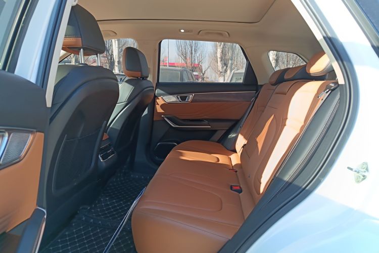 奔腾T99 2022款 20TD 自动运动尊享型特装版中控内饰21