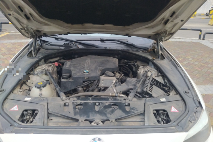 宝马5系 2013款 525Li 豪华型局部细节24