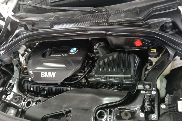 宝马2系旅行车 2016款 220i 领先型局部细节24