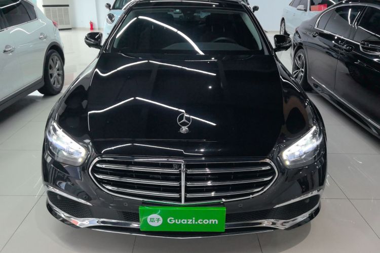 奔驰E级 2023款 改款 E 300 L 时尚型车身外观2