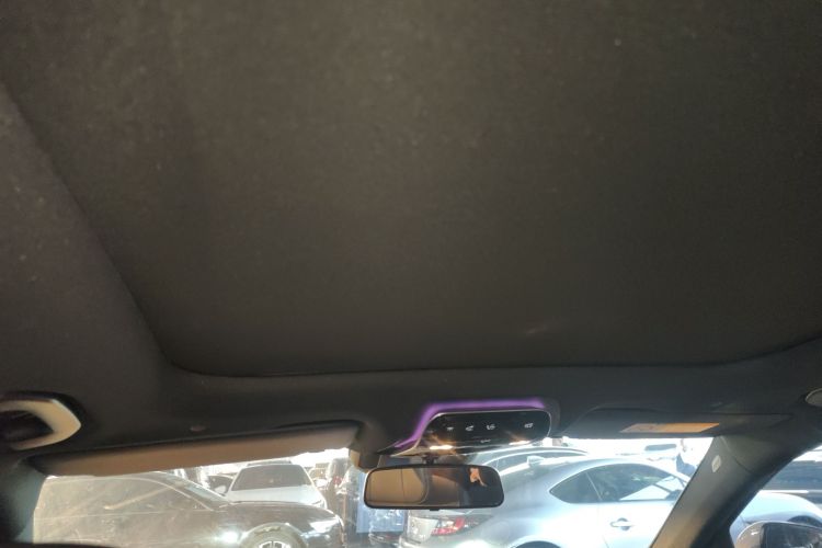 奔驰C级 2022款 C 260 L 运动版中控内饰22