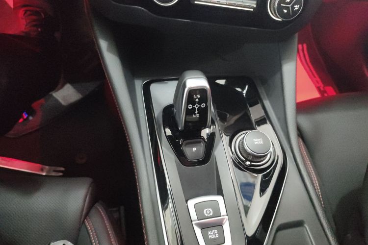 领克03 2019款 1.5TD DCT劲Pro版 国VI中控内饰18