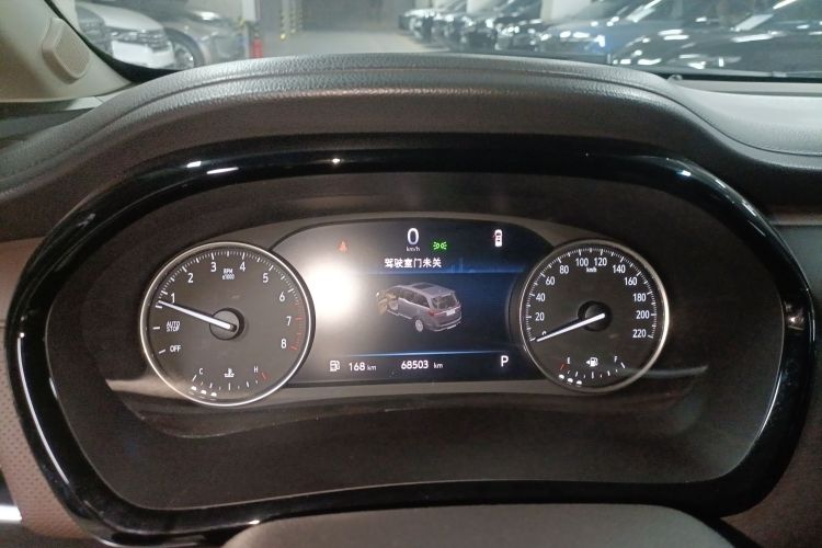 别克GL8 2021款 陆上公务舱 652T 豪华型中控内饰14