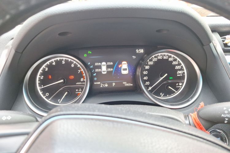 丰田 凯美瑞 2019款 2.5G 豪华版 国V中控内饰14