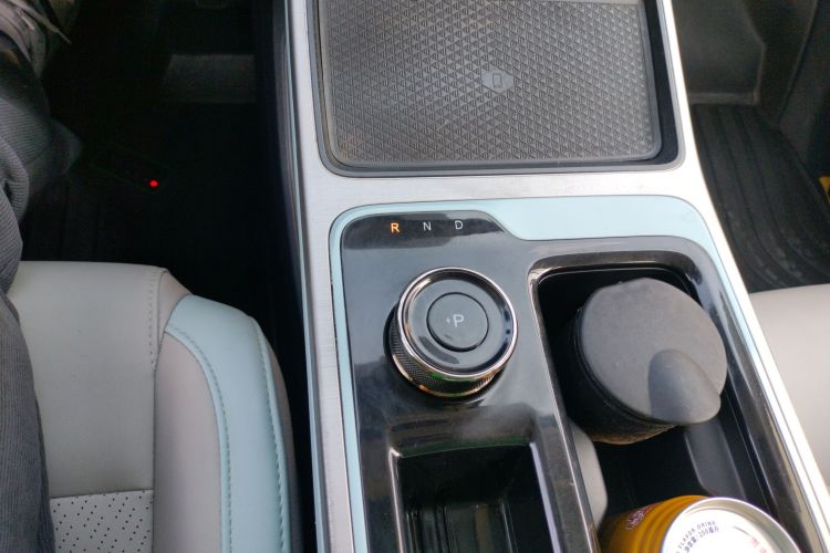 埃安 AION Y 2022款 70 智领版 磷酸铁锂中控内饰18