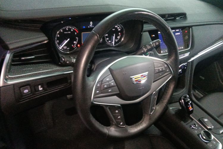 凯迪拉克XT5 2023款 2.0T 四驱尊贵型（至臻版）中控内饰12