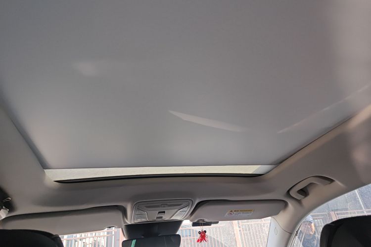 红旗HS5 2019款 2.0T 智联旗享版中控内饰22