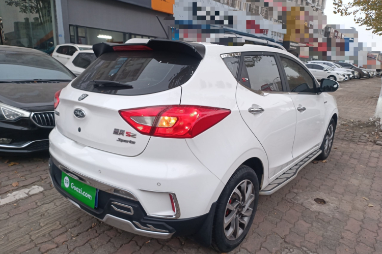 江汽集团 瑞风S2 2017款 1.5L CVT豪华智能型车身外观7