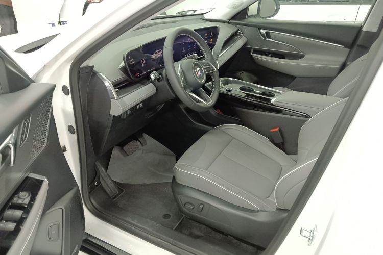 别克E5 2025款 620KM尊享版中控内饰7003