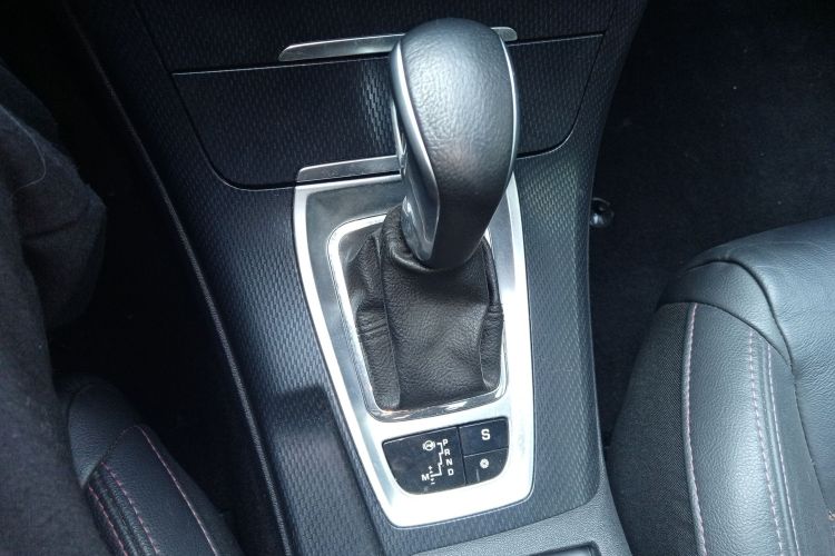 雪铁龙C5 2014款 1.6T 自动尊享型局部细节18