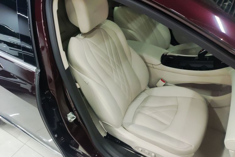 别克 君越 2021款 Avenir艾维亚 先享型局部细节41