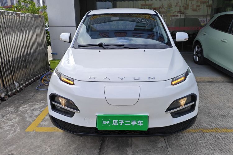 大运 悦虎 2022款 30.66kWh 两驱标准版车身外观2
