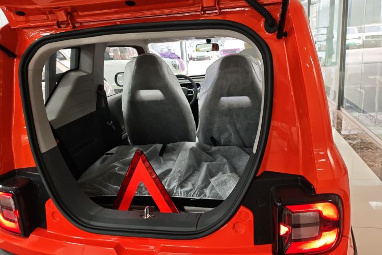 吉利银河 2025款 210km 熊猫骑士机舱底盘23