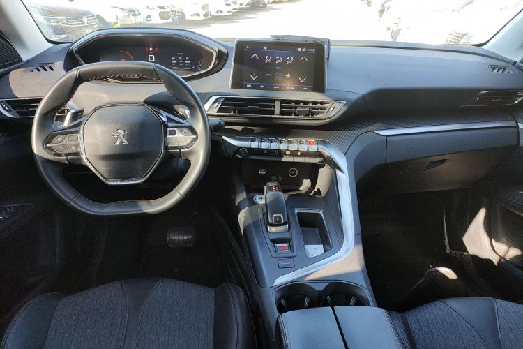 标致4008 2017款 350THP 精英版中控内饰12