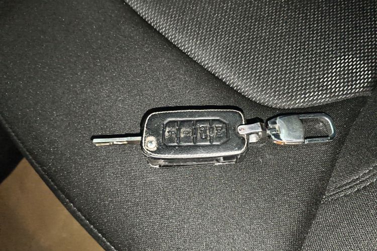 Jeep 自由侠 2018款 互联大屏版 180T 自动高能版中控内饰11